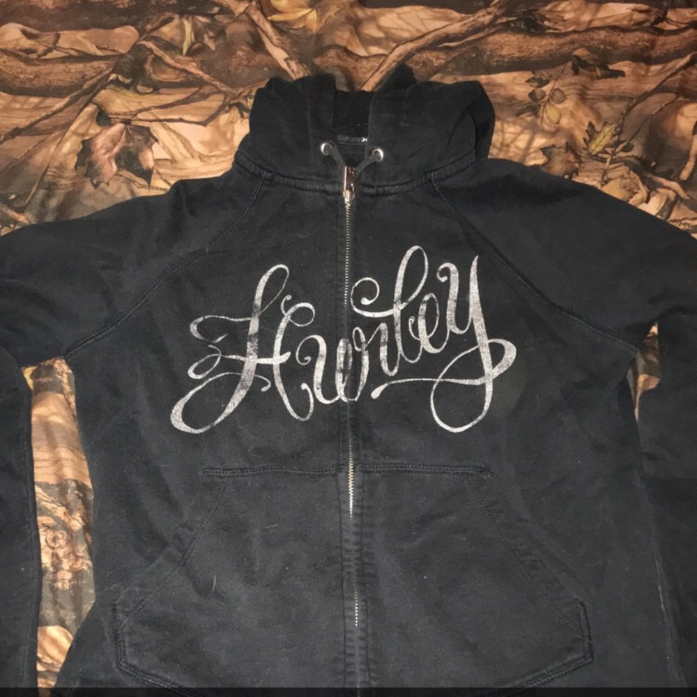 Hurley Zip Up Hoodie. Small/Medium.